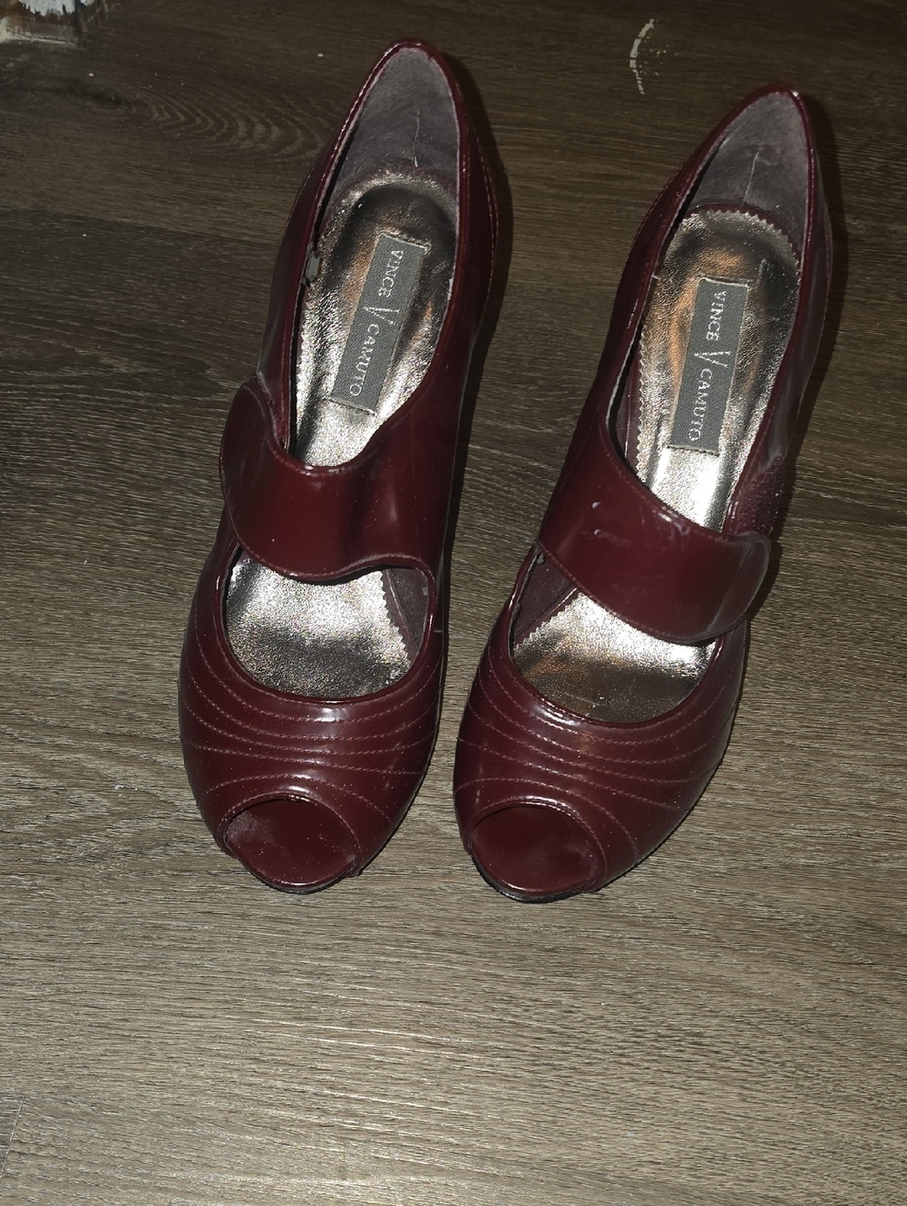 Vince Camuto Women's Burgundy Peep-Toe Pumps 81/2